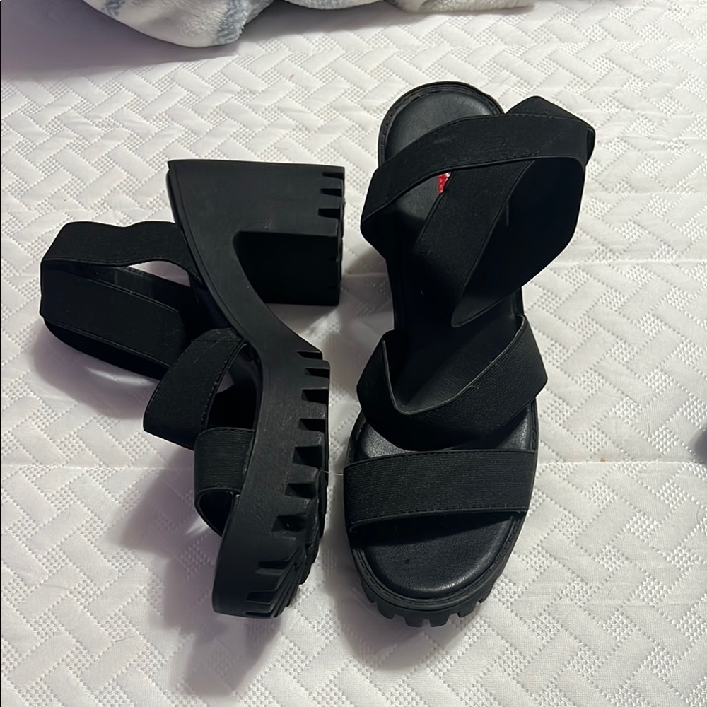 Black Platform Sandals